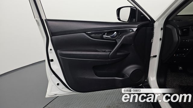 Nissan X-Trail 2018 — photo 14