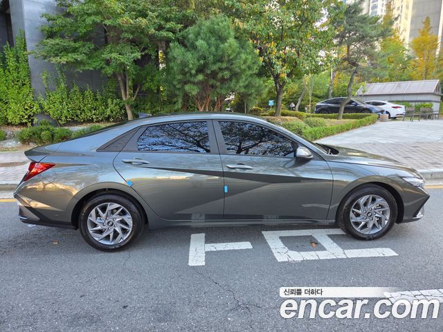Hyundai AVANTE 2024 — photo 4