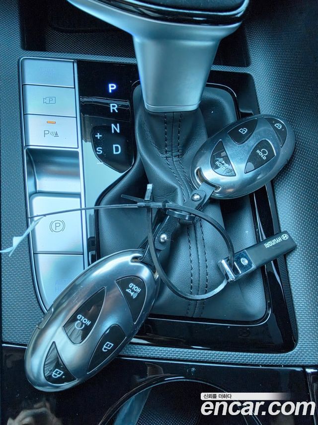 Hyundai AVANTE 2024 — photo 9