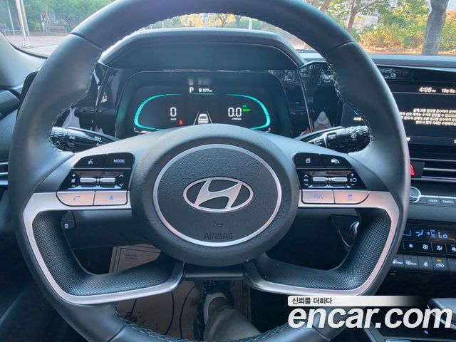 Hyundai AVANTE 2024 — photo 11