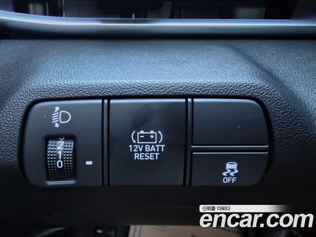 Hyundai AVANTE 2024 — photo 13