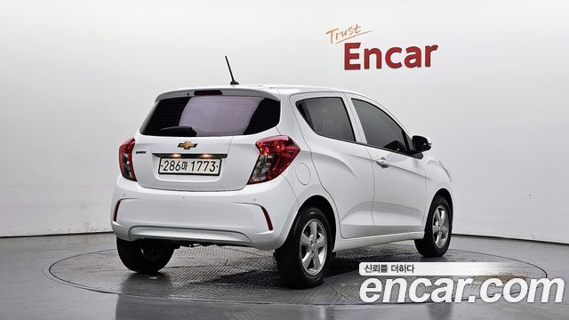 Chevrolet Korea Spark 2022 — photo 2