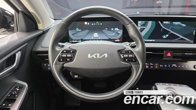 Kia EV6 2022 — photo 18