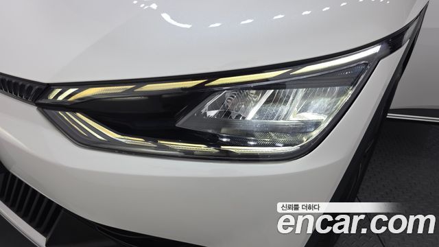 Kia EV6 2022 — photo 8