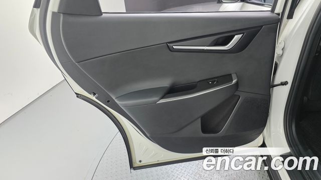 Kia EV6 2022 — photo 15