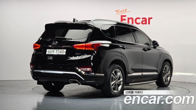 Hyundai Santafe 2019 — photo 2