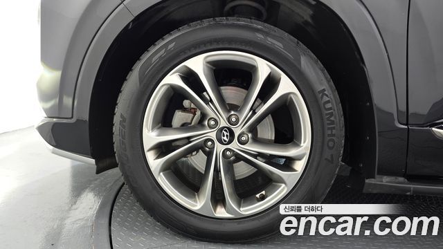 Hyundai Santafe 2019 — photo 5