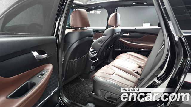 Hyundai Santafe 2019 — photo 11