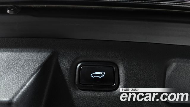 Hyundai Santafe 2019 — photo 16