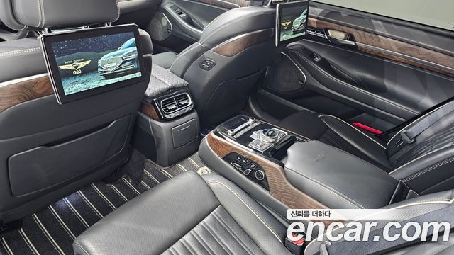 Genesis G90 2019 — photo 23