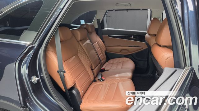 Kia Sorento 2020 — photo 17