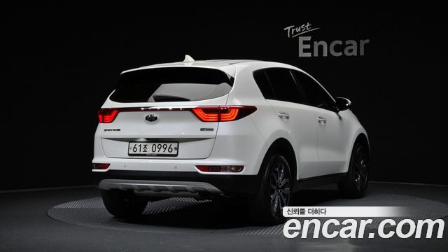 Kia Sportage 2016 — photo 2