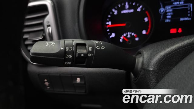 Kia Sportage 2016 — photo 28
