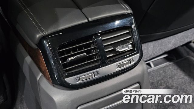 Genesis EQ900 2018 — photo 28