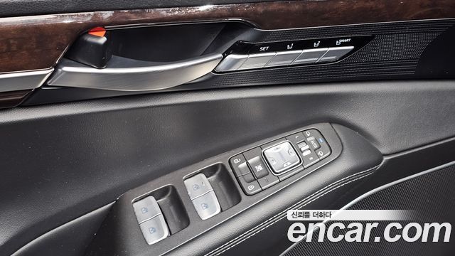 Genesis EQ900 2018 — photo 31