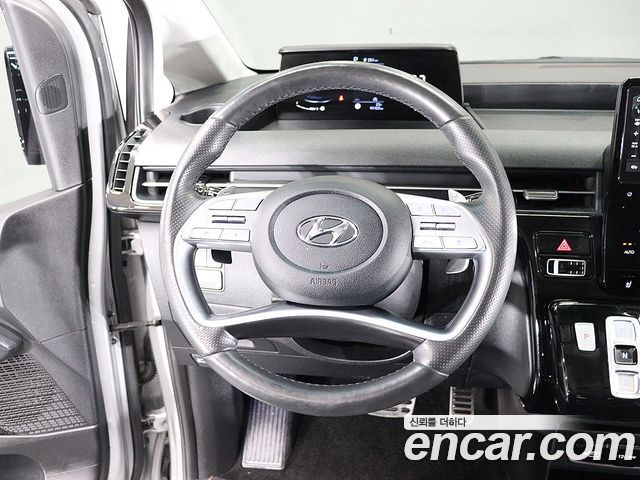 Hyundai Staria 2022 — photo 12