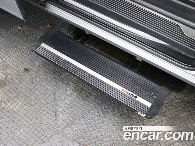 Hyundai Staria 2022 — photo 16