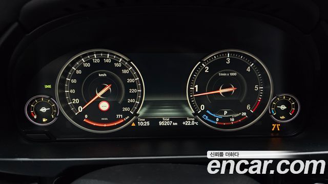 BMW X6 2017 — photo 8