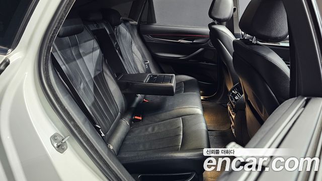 BMW X6 2017 — photo 11
