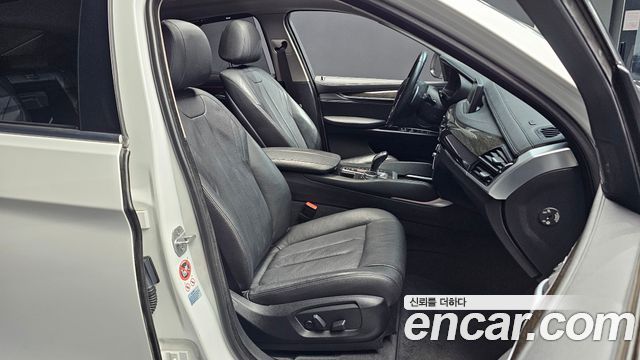 BMW X6 2017 — photo 12