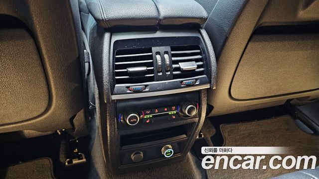 BMW X6 2017 — photo 18