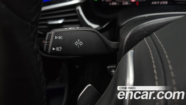 BMW 5-Series 2020 — photo 26