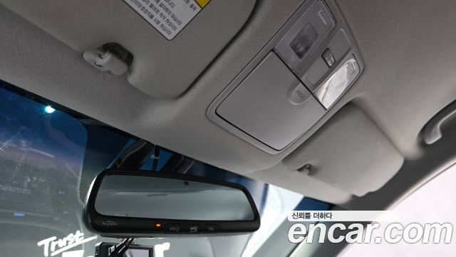 Hyundai AVANTE 2015 — photo 19