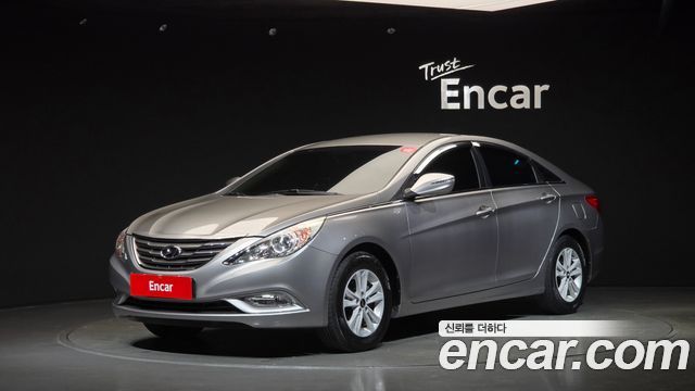 Hyundai Sonata 2012 — photo 1