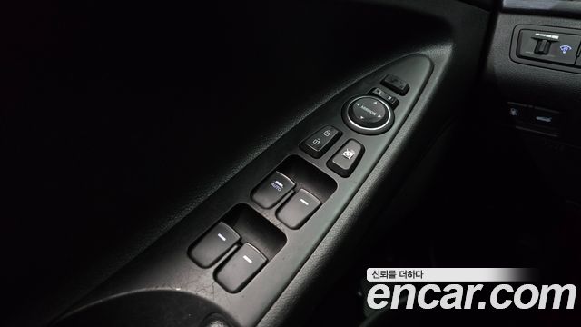 Hyundai Sonata 2012 — photo 18