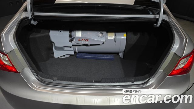 Hyundai Sonata 2012 — photo 20