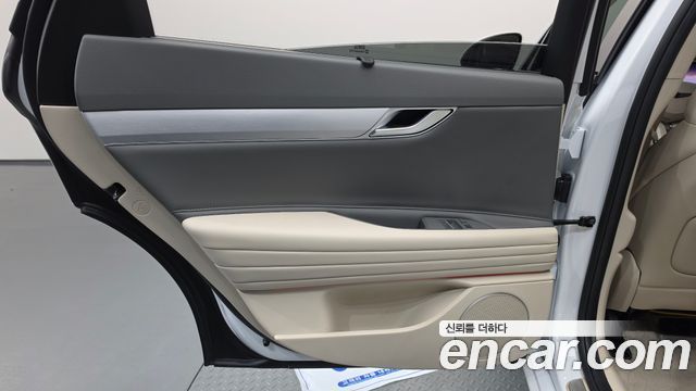 Genesis G80 2025 — photo 15