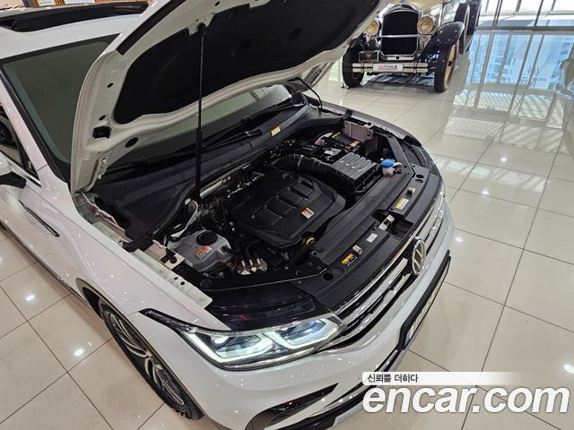 Volkswagen Tiguan 2022 — photo 6