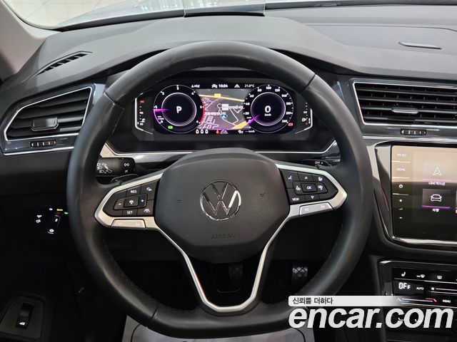 Volkswagen Tiguan 2022 — photo 14