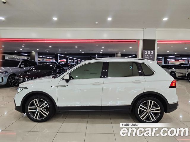 Volkswagen Tiguan 2022 — photo 20