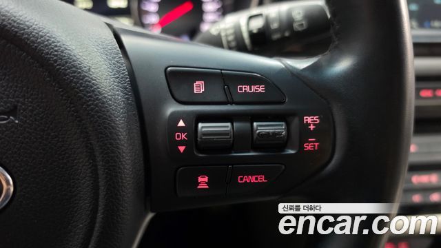 Kia Canival 2017 — photo 23
