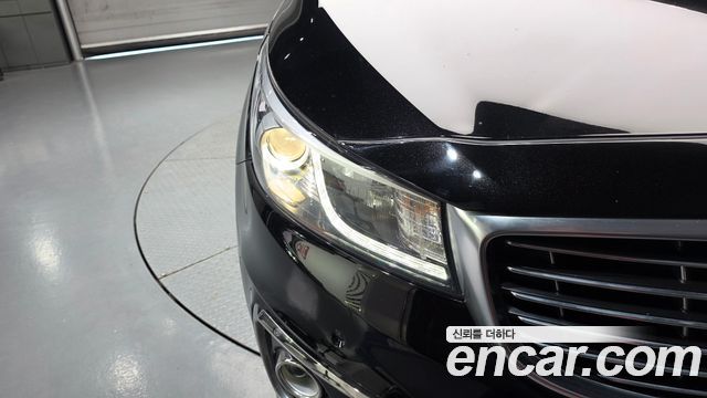 Kia Canival 2017 — photo 8
