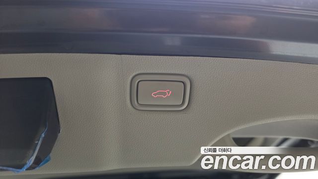 Kia Canival 2017 — photo 31