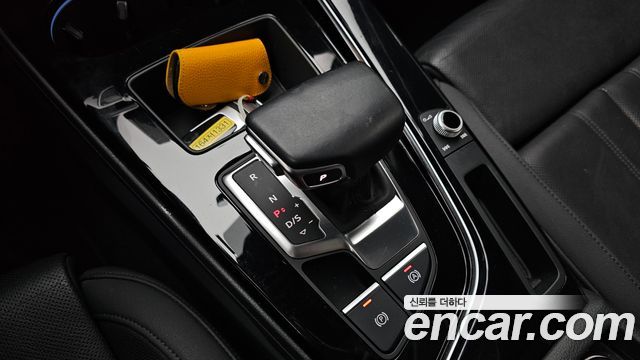 Audi A4 2020 — photo 12