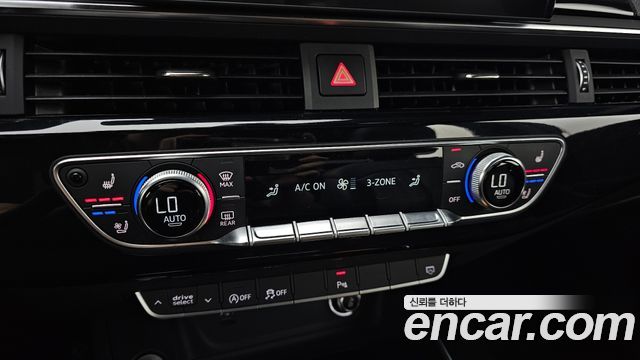 Audi A4 2020 — photo 26