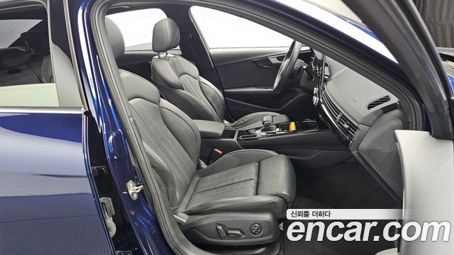Audi A4 2020 — photo 16