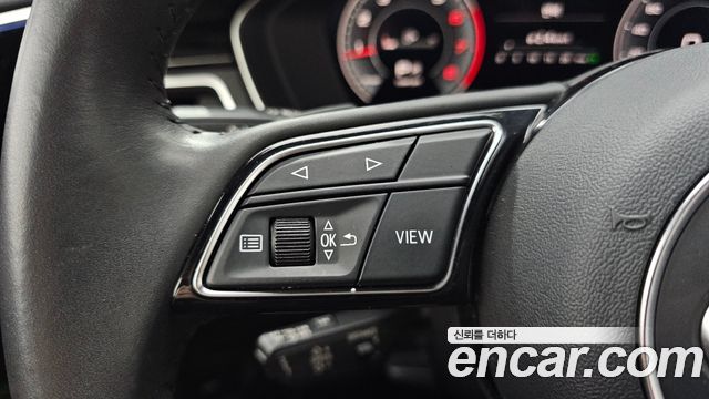 Audi A4 2020 — photo 29