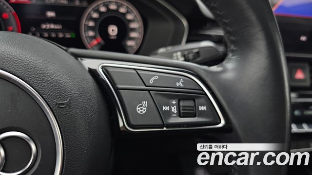Audi A4 2020 — photo 30