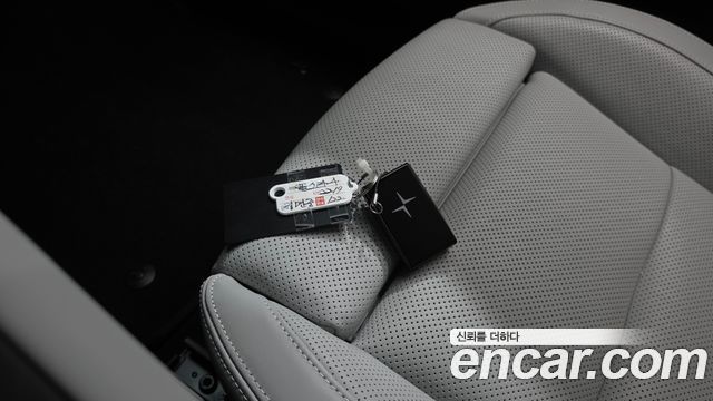 Polestar Polestar 4 2026 — photo 21