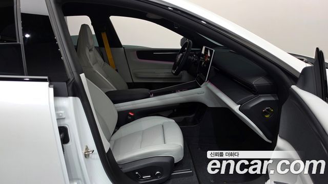 Polestar Polestar 4 2026 — photo 16