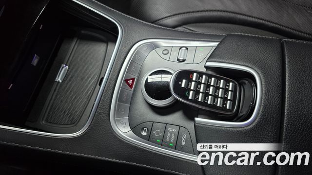 Mercedes-Benz S-Class 2015 — photo 24