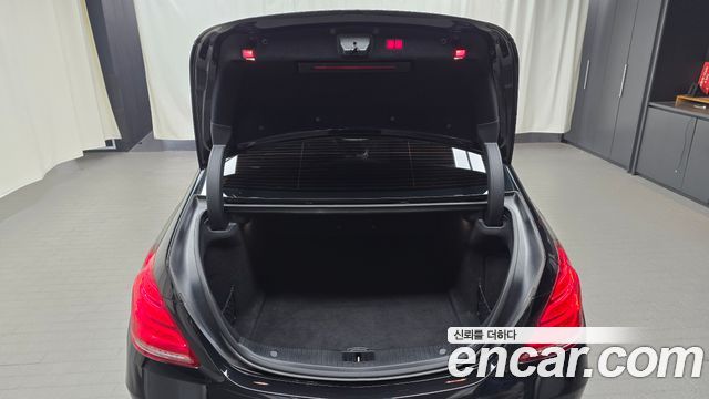 Mercedes-Benz S-Class 2015 — photo 31