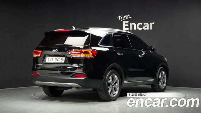 Kia Sorento 2016 — photo 2