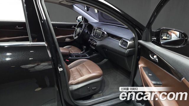 Kia Sorento 2016 — photo 12