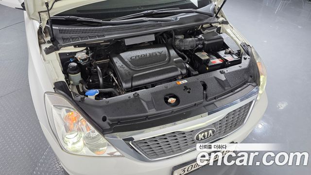 Kia Canival 2014 — photo 6
