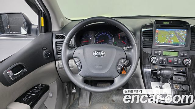 Kia Canival 2014 — photo 13